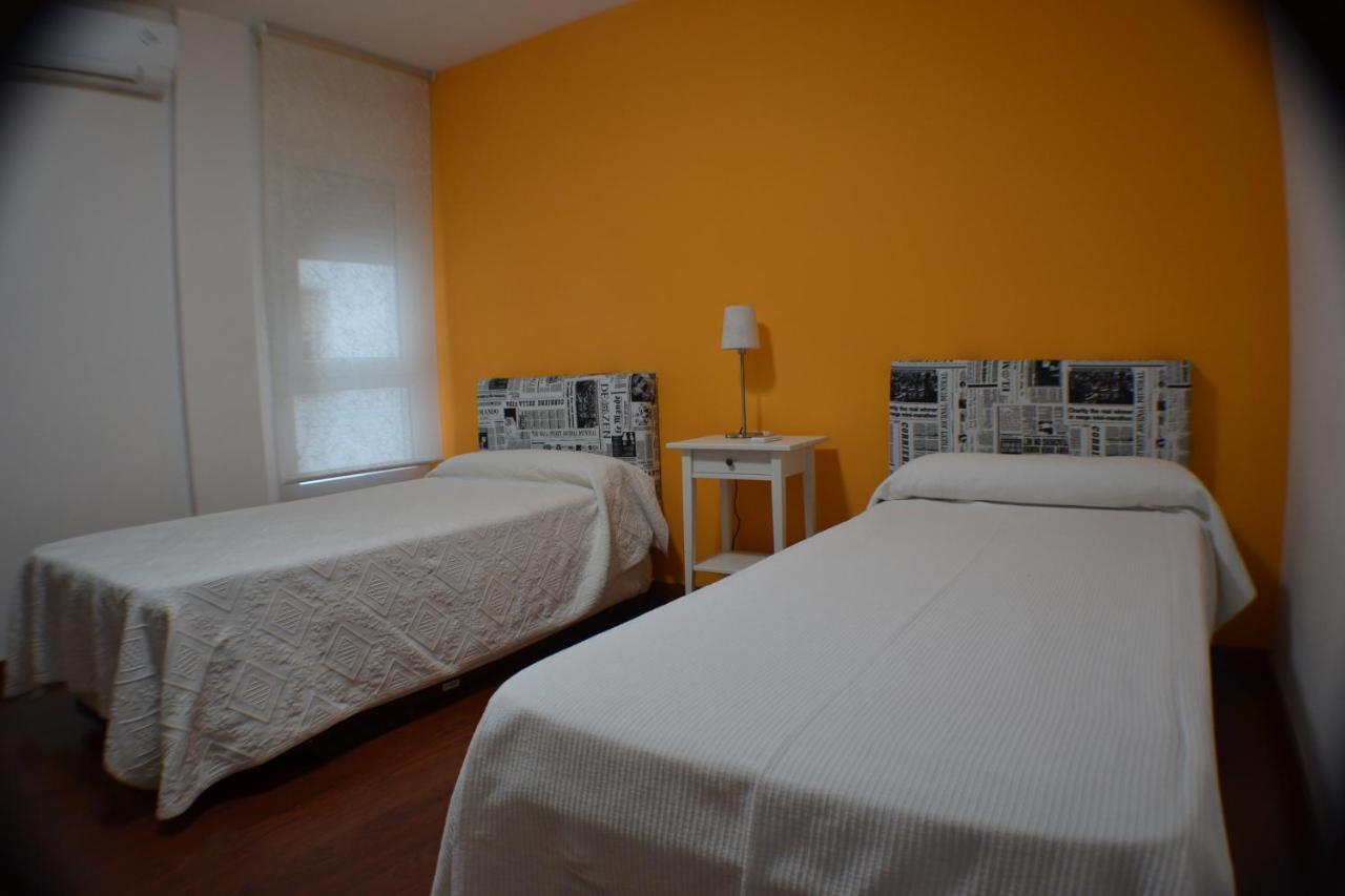 Apartamento Acueducto, Tres Dormitorios Y Parking Gratis Mérida Eksteriør bilde